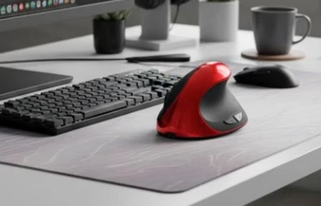 Souris ergonomique verticale : Un confort thérapeutique optimal.