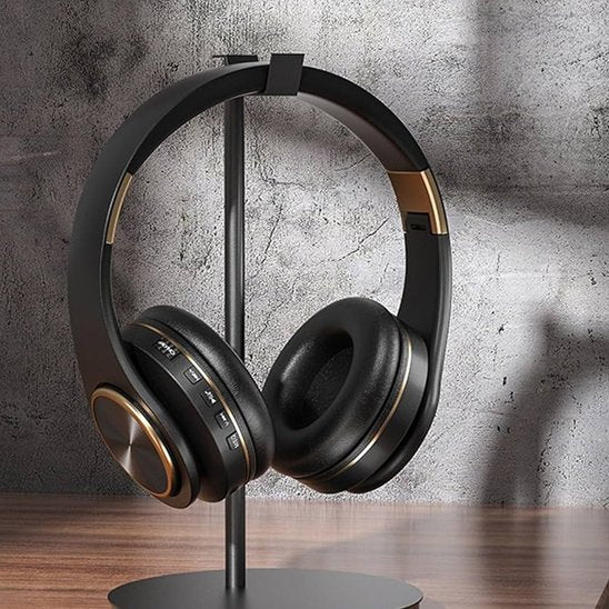 Casque audio sans fil sur support