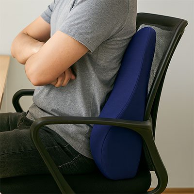 Coussin lombaire ergonomique bleu marin mousse mémoire de forme vue de profil